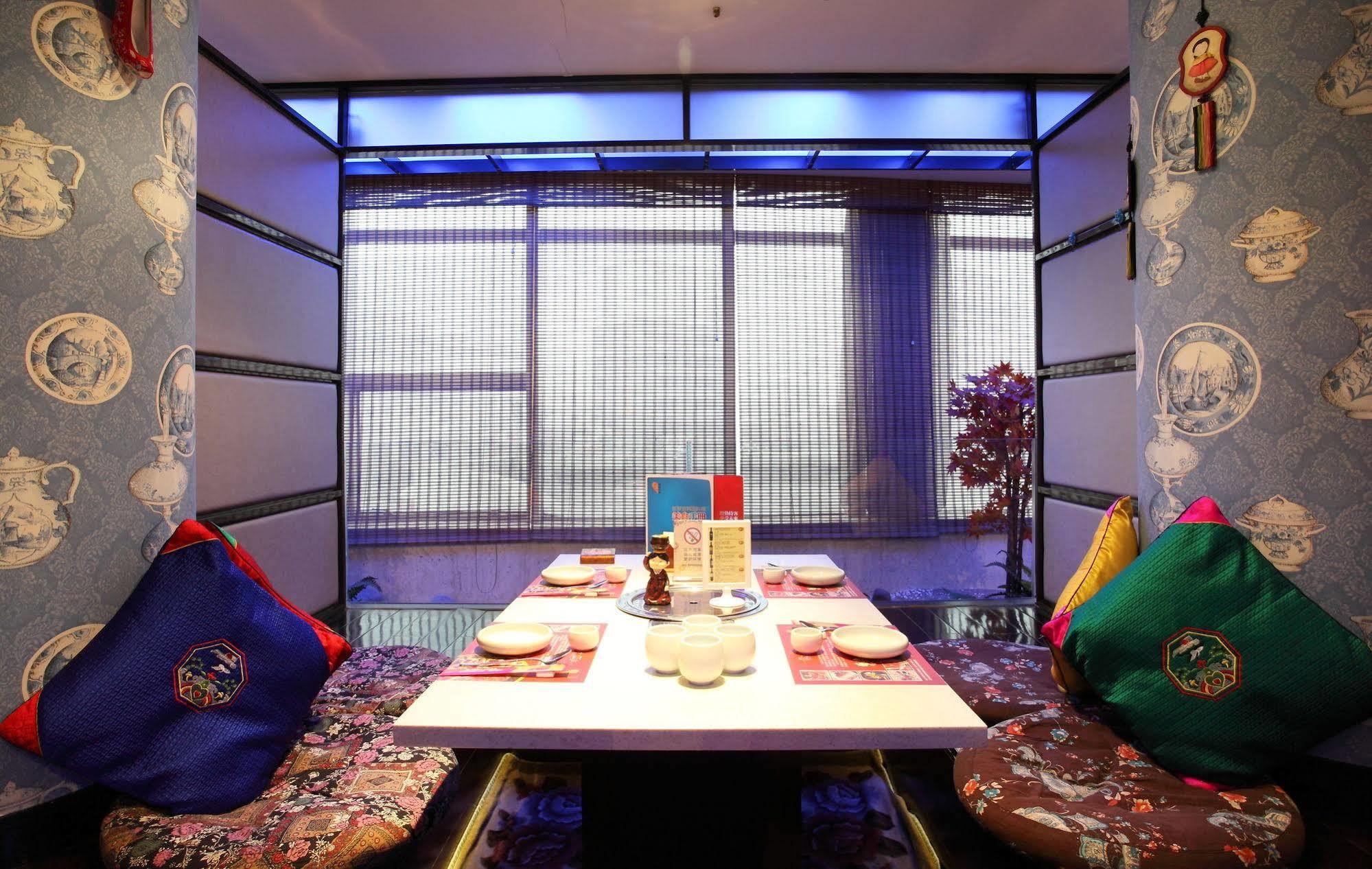 Weilai Conifer Hotel Zhengzhou Exteriör bild