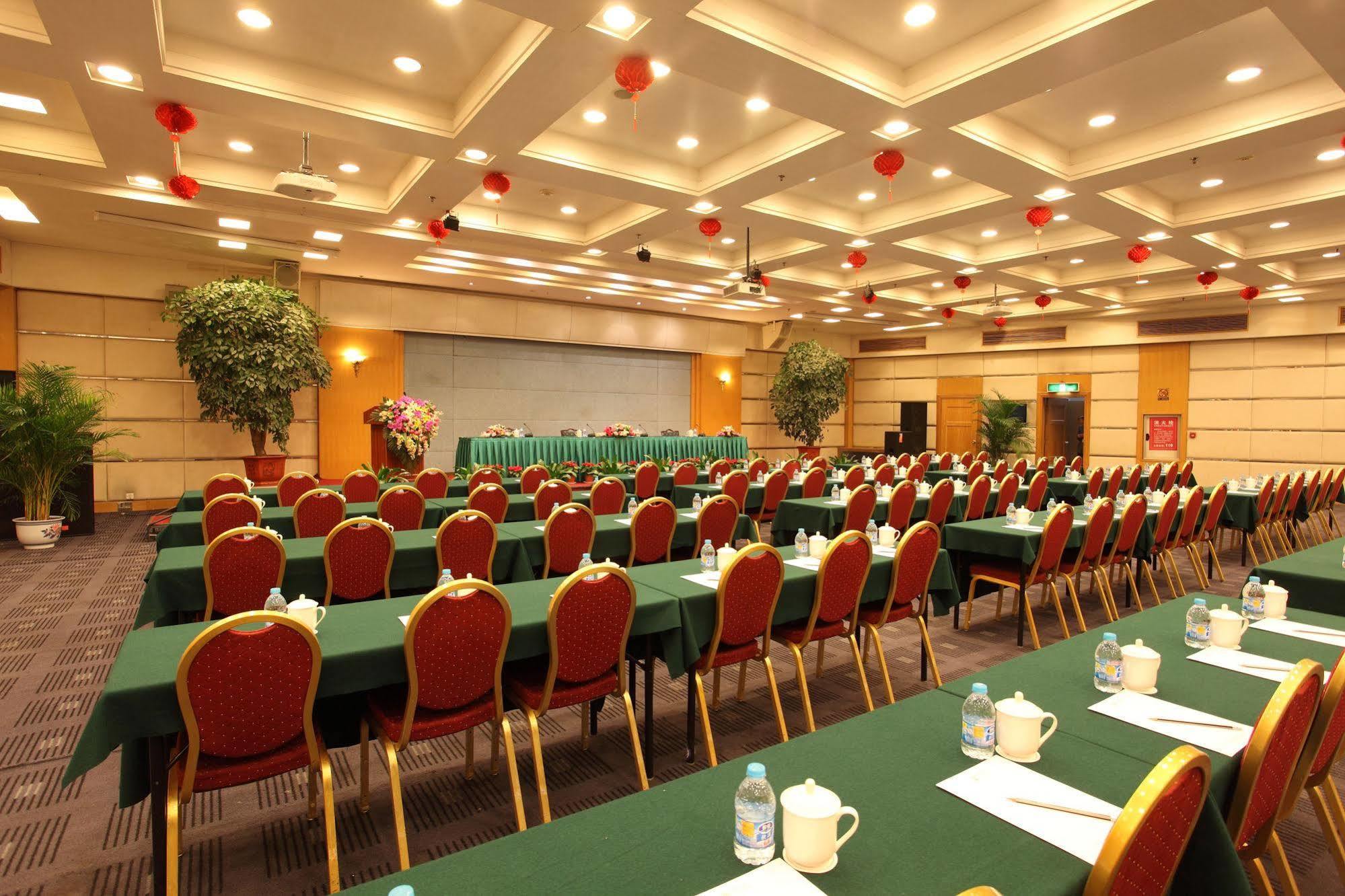 Weilai Conifer Hotel Zhengzhou Exteriör bild